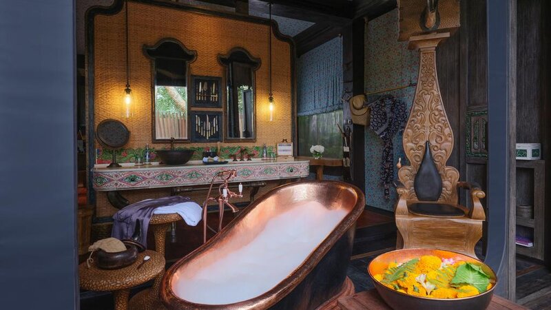 Capella Ubud Hotel Badkamer