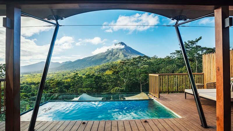 Costa-Rica-La-Fortuna-&-de-Arenal-vulkaan-Nayara-Tented-Camp-uitzicht