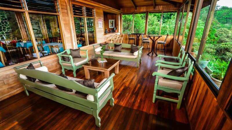 Costa-Rica-Monteverde-Cloud-Forest-Lodge-terras