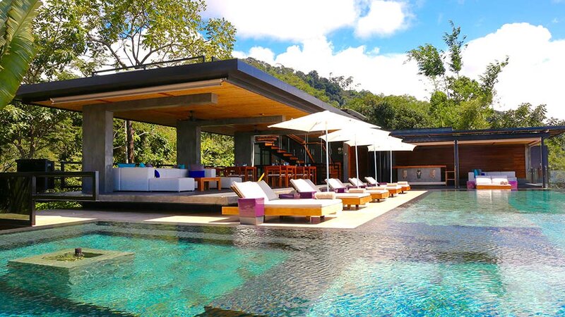 Costa-Rica-Westkust-Uvita-Kura-Design-villas-zwembad-1