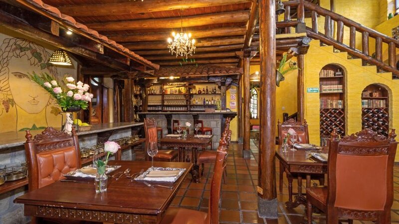 Ecuador-Banos-Hotels-Samari-Spa-Resort-restaurant