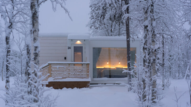 Finland-Lapland-Levi-Kongas-Northern-Lights-Ranch-sky-view-cabin