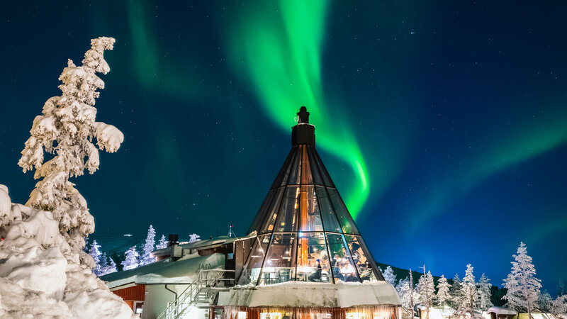 Finland-Lapland-Levi-levin-iglut-golden-crown-aurora-sky-restaurant