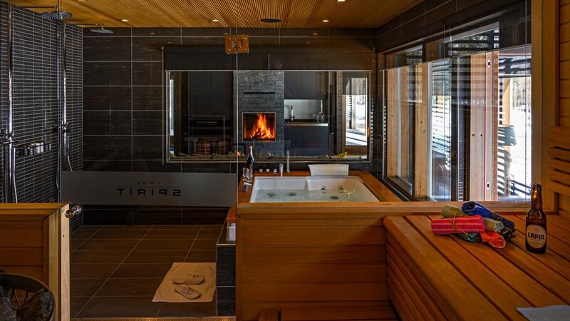 Finland-Lapland-Levi-Spirit-Villas-privespa-sauna-hottub