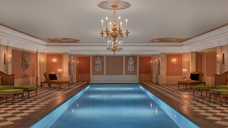 Frankrijk-Versaille-hotel-Le Grand Controle-Zwembad