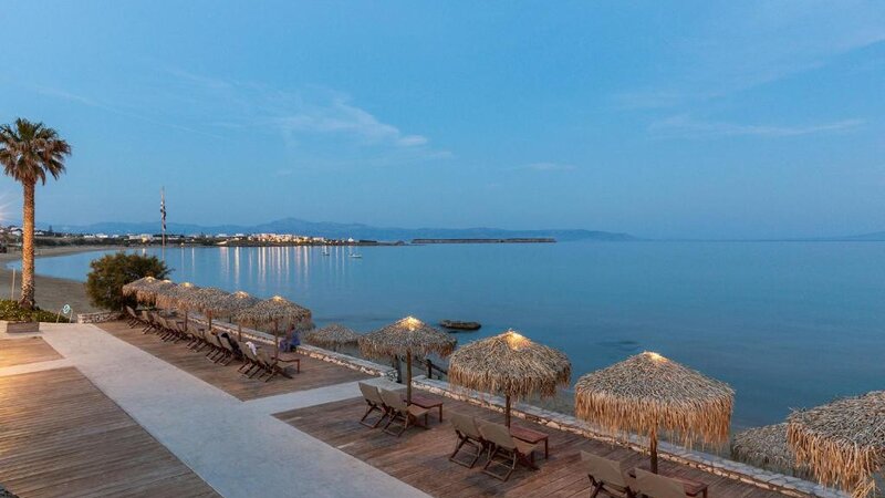 Griekenland-Cycladen-Golden-Beach-Hotel-view2