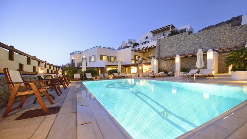 Griekenland-Cycladen-Pelican bay hotel-pool3