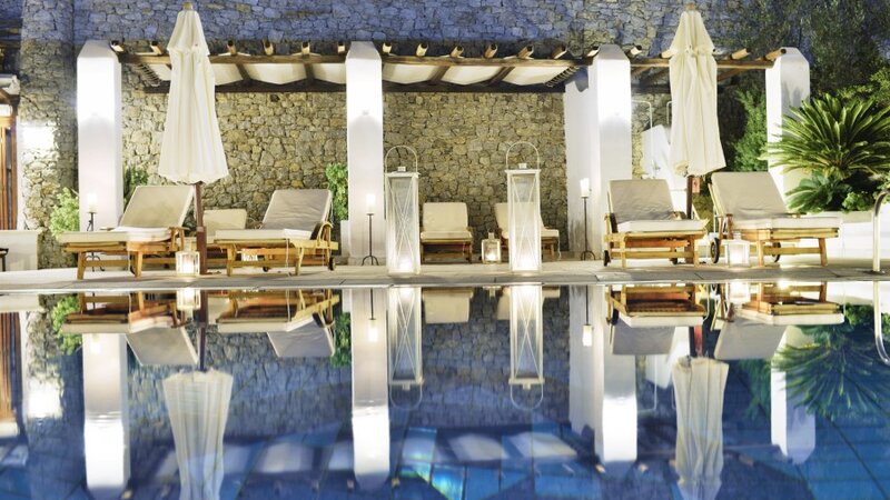 Griekenland-Cycladen-Pelican bay hotel-pool4