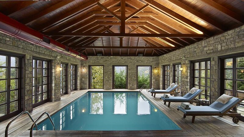 Griekenland-Epirus-Aristi-Mountain-Resort-spa-zwembad