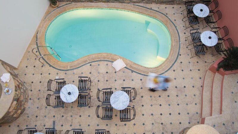 Griekenland-Nafplio-Hotel-Ippoliti-luchtfoto-zwembad