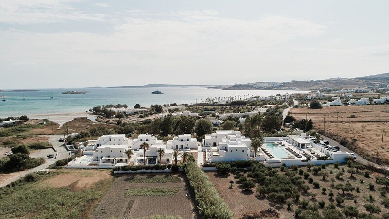 Griekenland-Paros-Hotel-Parilio-luchtfoto