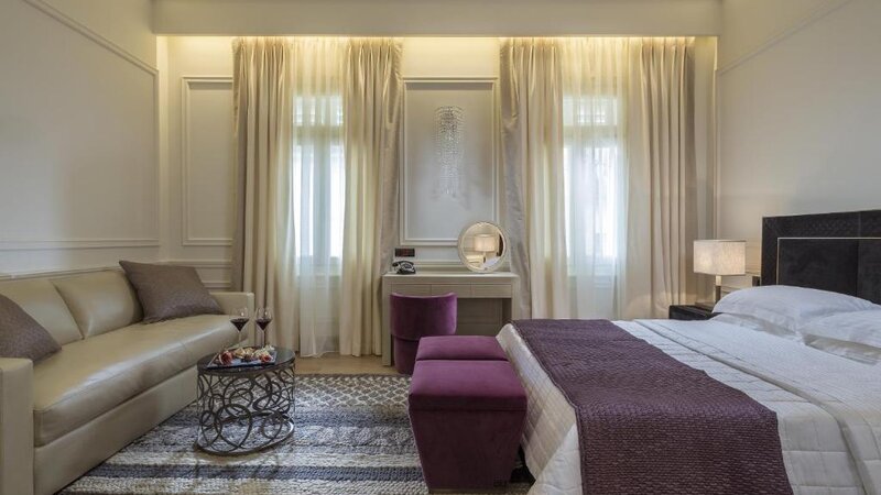 Griekenland-Peloponnesos-Nafplion-3Sixty-Hotel-&-Suites-deluxe-junior-suite