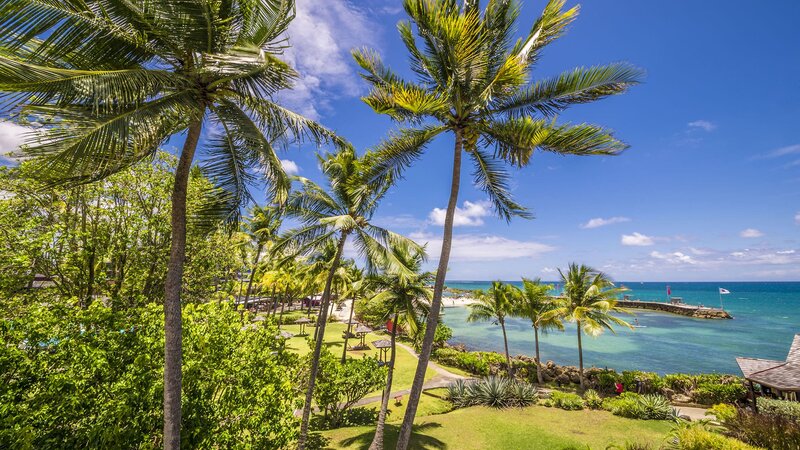 Guadeloupe-La-Créole-Beach-Hotel-tropische-zuin-zee-luchtfoto