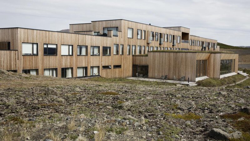IJsland-Noorden-Fosshotel-Myvatn-hotelgebouw-2