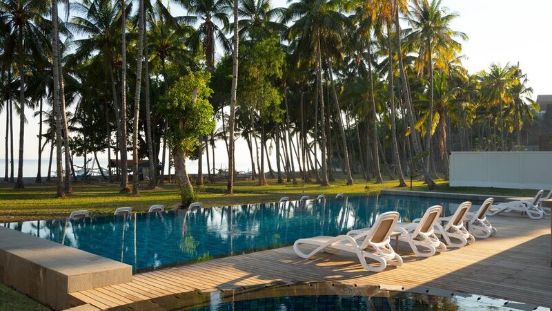 Indonesie-Lombok-The-Kayana-Resort-zwembad