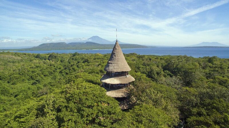 Indonesie-Menjangan-The-Menjangan-tower