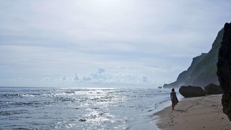 Indonesië-Uluwatu-Alila-Villas-strand