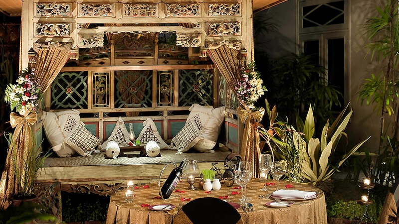 Indonesie-Yogyakarta-The-Phoenix-zithoek-buiten