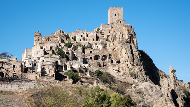 Italië-Basilicata-Excursie-Gegidst-bezoek-aan-Matera-en-Craco