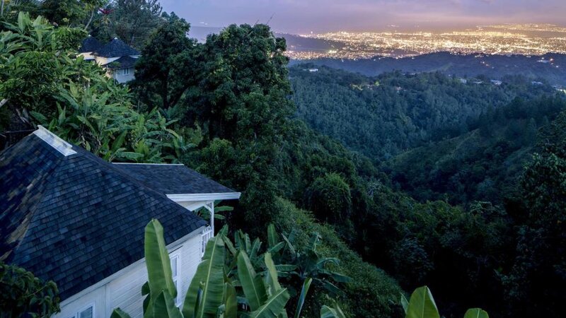 Jamaica-Blue Mountains-Strawberry Hill-uitzicht