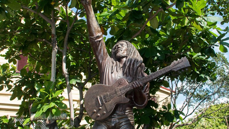 Jamaica-Bob Marley Statue 3