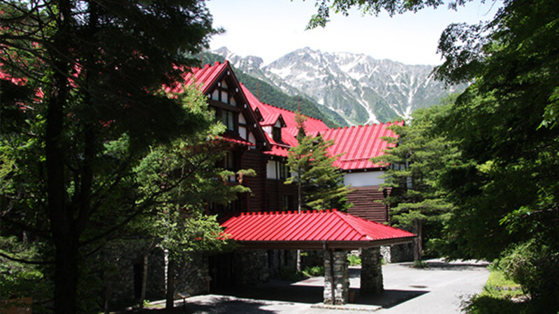 Japan-Kamikochi-Hotels-Imperial-Hotel-Kamikochi-gebouw