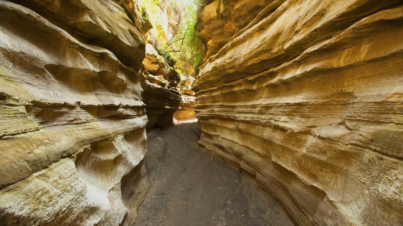 Kenia-Hells Gate National Park-kloof 2