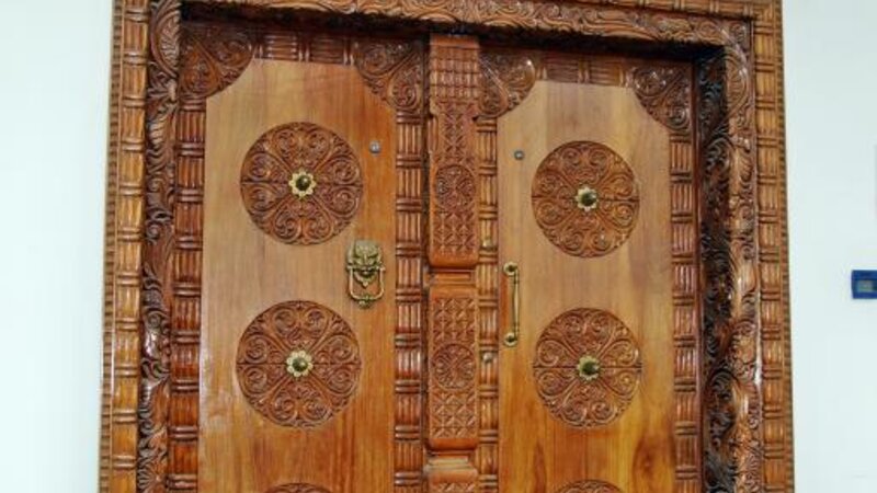 Kenia-Lamu-houten deur Swahili