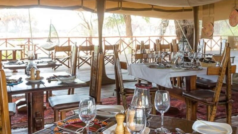 Kenia-Samburu Game Reserve-Elephant Bedroom Camp-restaurant