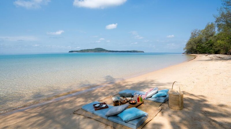 Krabey-Island-Six-Senses-beach