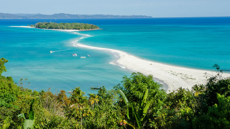 Madagaskar-nody-komba-shutterstock_1116713525