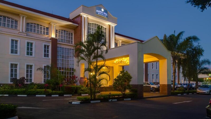 Malawi-Blantyre-Prontea Hotel Ryalls-gebouw-2