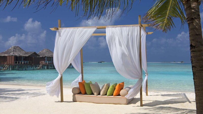 Malediven-Anantara-Veli-day-bed