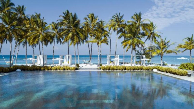 Malediven-Cheval-Blanc-Randheli-zwembad