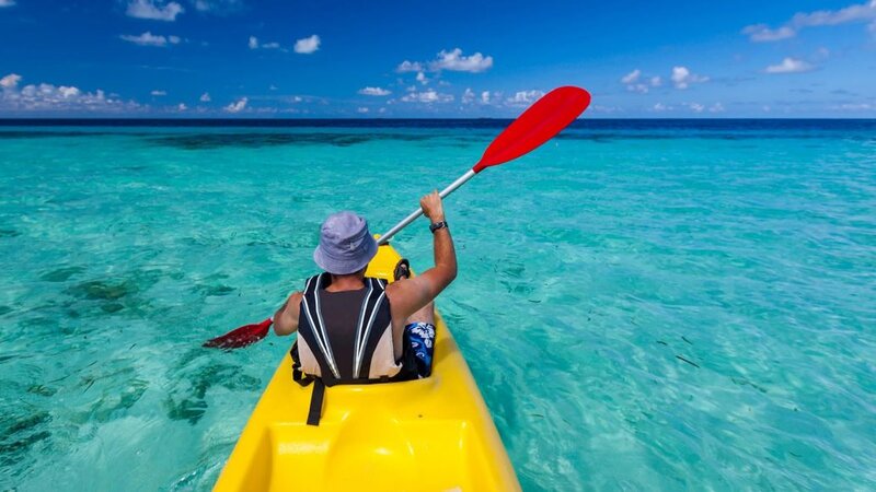 Malediven-South-Ari-Atoll-Lily-Beach-kajak