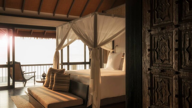 Malediven-Voavah-eiland-Four-Seasons-Baa-Atoll-Mezzanine-suite