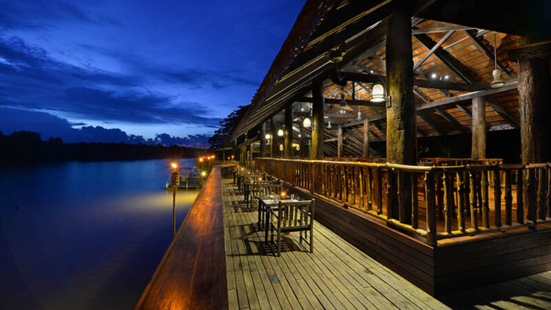 Maleisië-Kinabatangan-River-Sukau-Rainforest-Lodge-restaurant-2