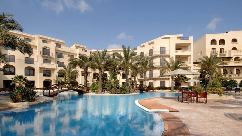 Malta-Gozo-Hotel-Kempinski-San-Lawrenz-pool-2