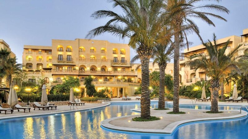 Malta-Gozo-Hotel-Kempinski-San-Lawrenz-pool