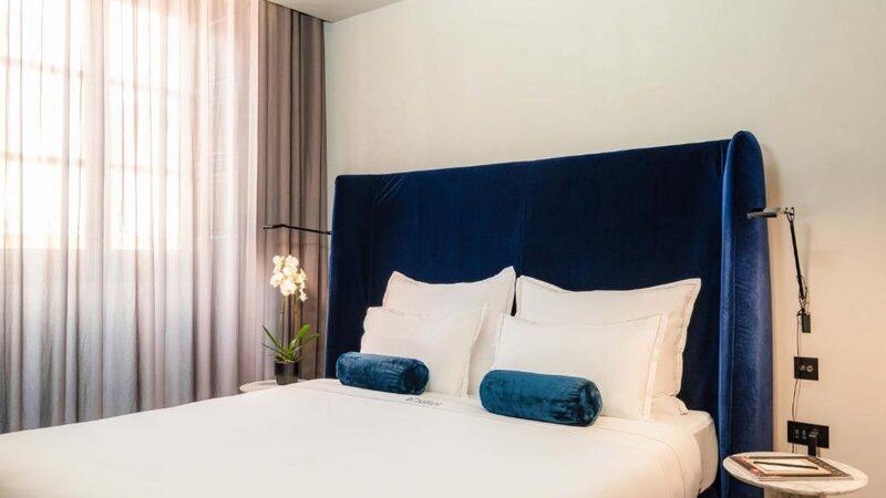 Malta-Hotel-Valletta-Rosselli-deluxe kamer-bed