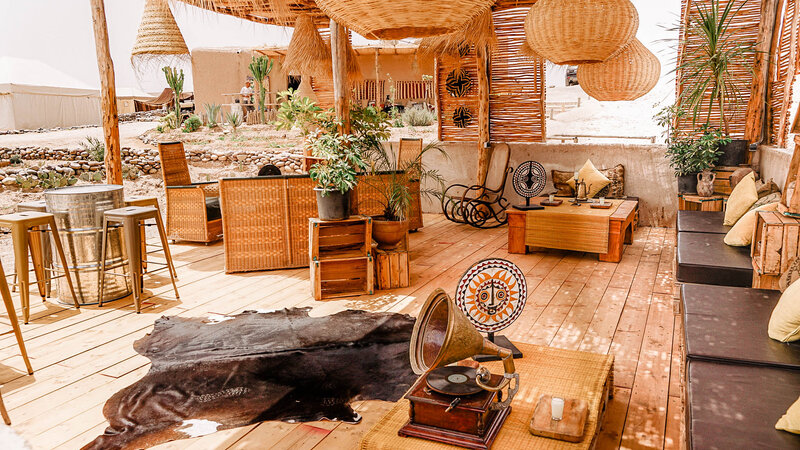 Marokko-Agafay-Woestijn-Inara-Camp-Sfeerbeeld