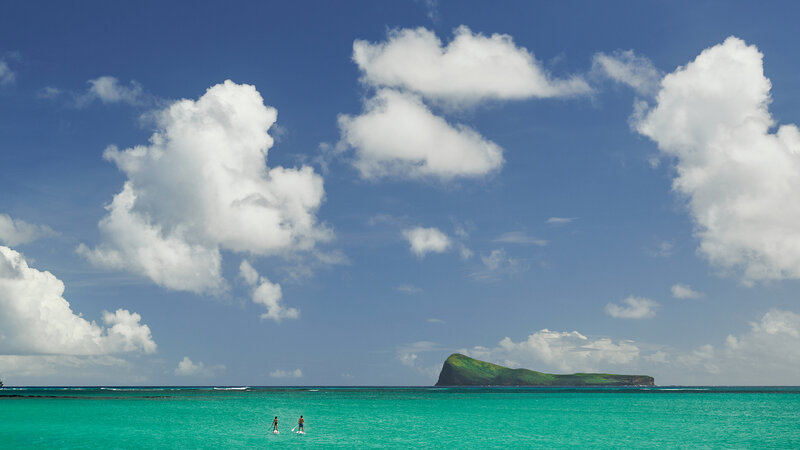 Mauritius-noorden-Paradise-Cove-Hotel-koppel-stand-up-paddle