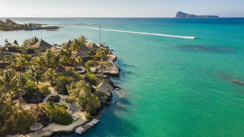 Mauritius-Paradise-Cove-Hotel-luchtfoto-2