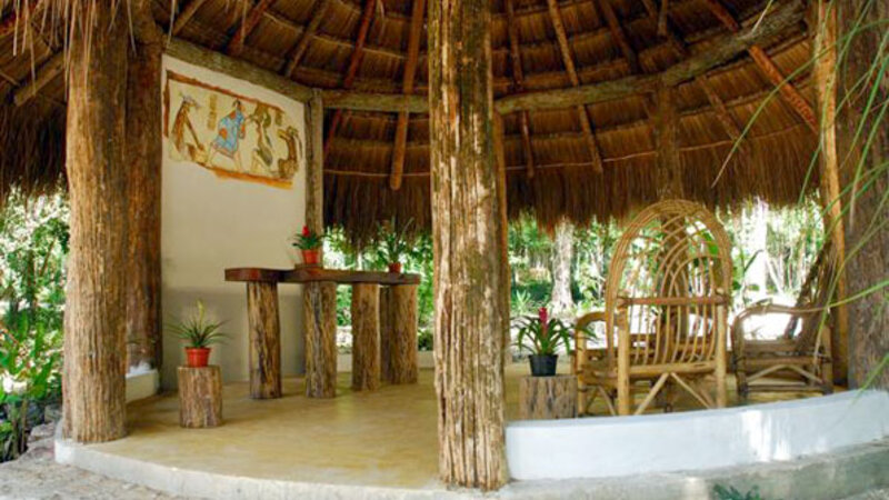 Mexico-Yucatan-Calakmul-Hotels-Hotel-Puerta-Calakmul-receptie