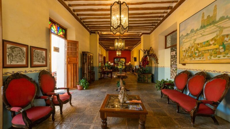 Mexico-Yucatan-Chichen-Itza-Hotels-Meson-del-Marques-interieur