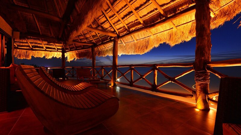 Mexico-Yucatan-Isla-Holbox-Hotels-Las-Nubes-de-Holbox-nachtfoto-1