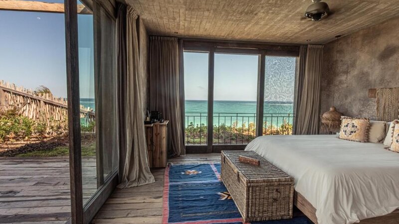 Mexico-Yucatan-Riviera-Maya-Hotels-Nomade-Tulum-master-suite