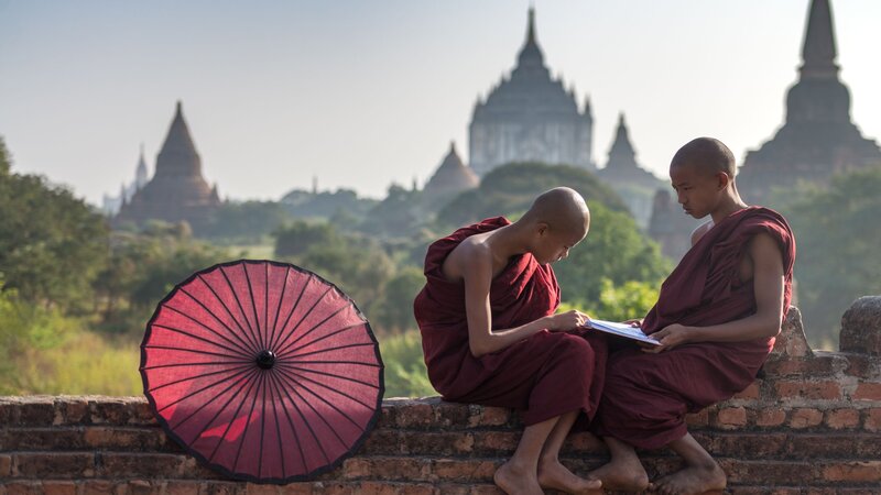 Myanmar-Bagan-hoogtepunt-monniken