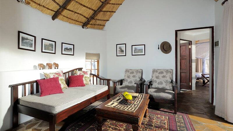 Namibie-Etosha-East-hotel-Onguma Bush Camp-Bushsuite-Lounge