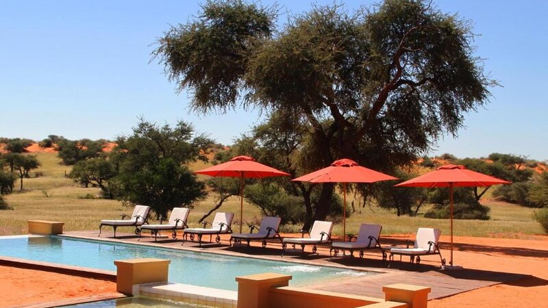 Namibie-Kalahari-hotel-Intu Afrika Zebra Lodge-zwembad